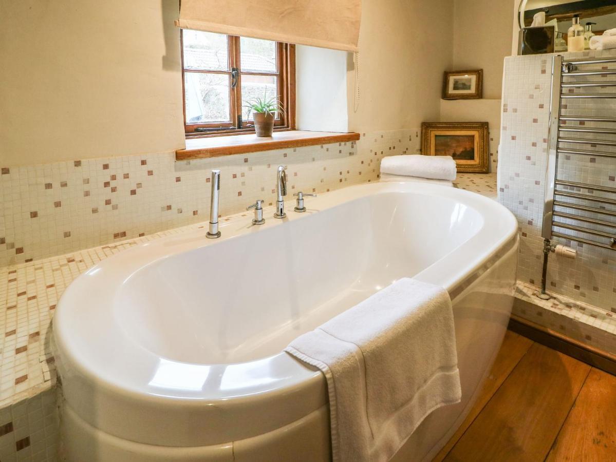 Castle Combe Cottage Экстерьер фото
